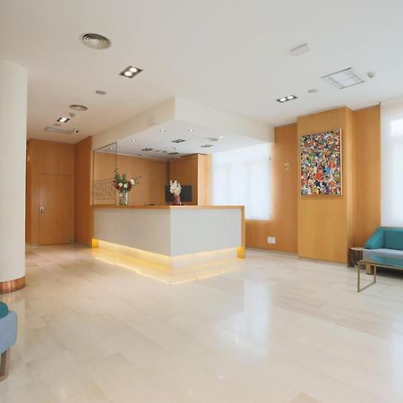 Porcel Torre Garden Hotel Madrid Exterior photo