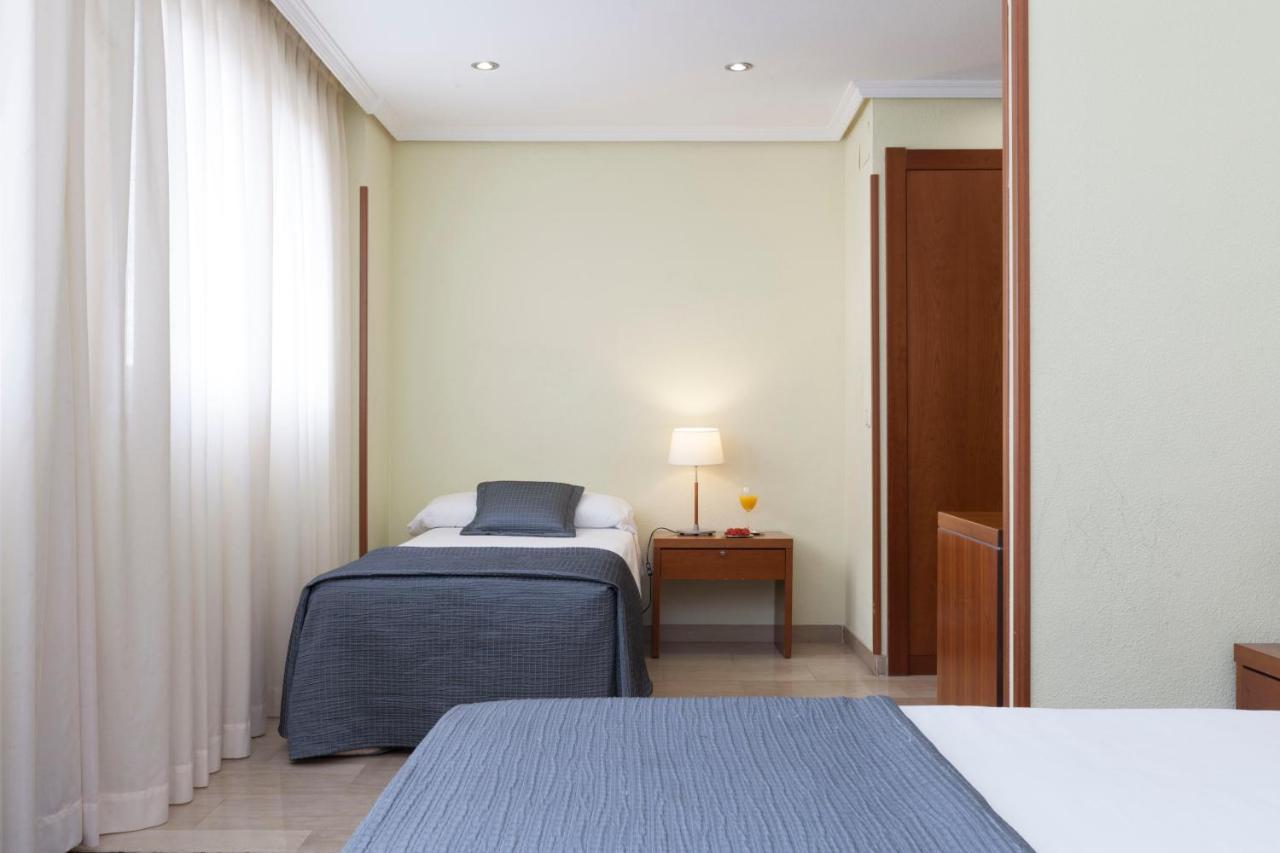 Porcel Torre Garden Hotel Madrid Exterior photo