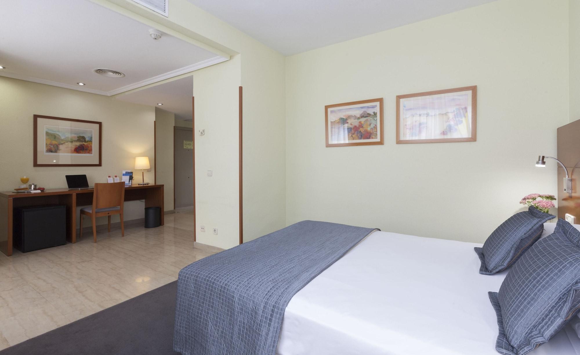 Porcel Torre Garden Hotel Madrid Exterior photo