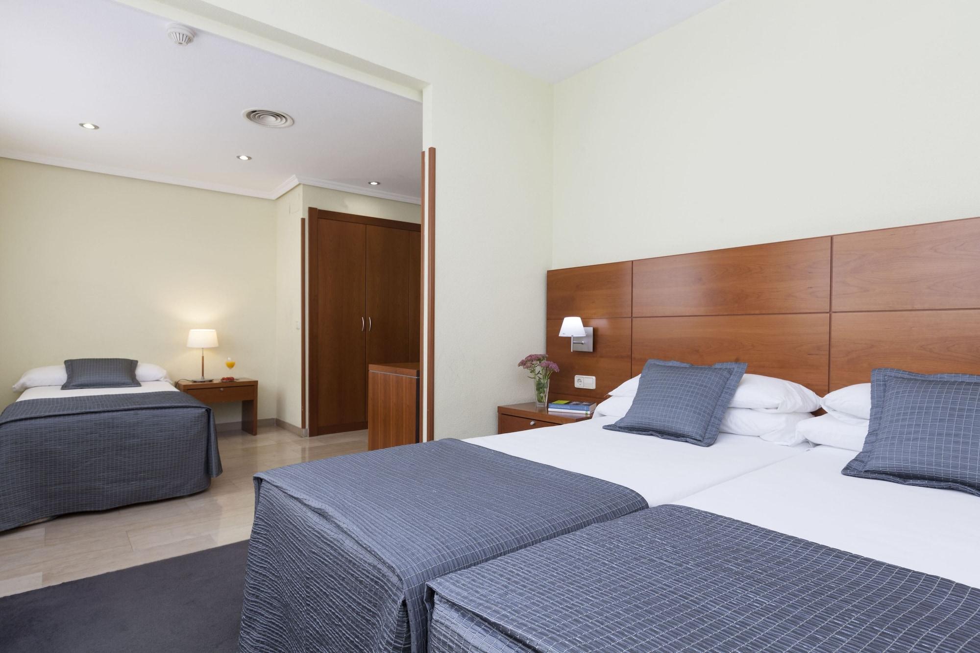 Porcel Torre Garden Hotel Madrid Exterior photo